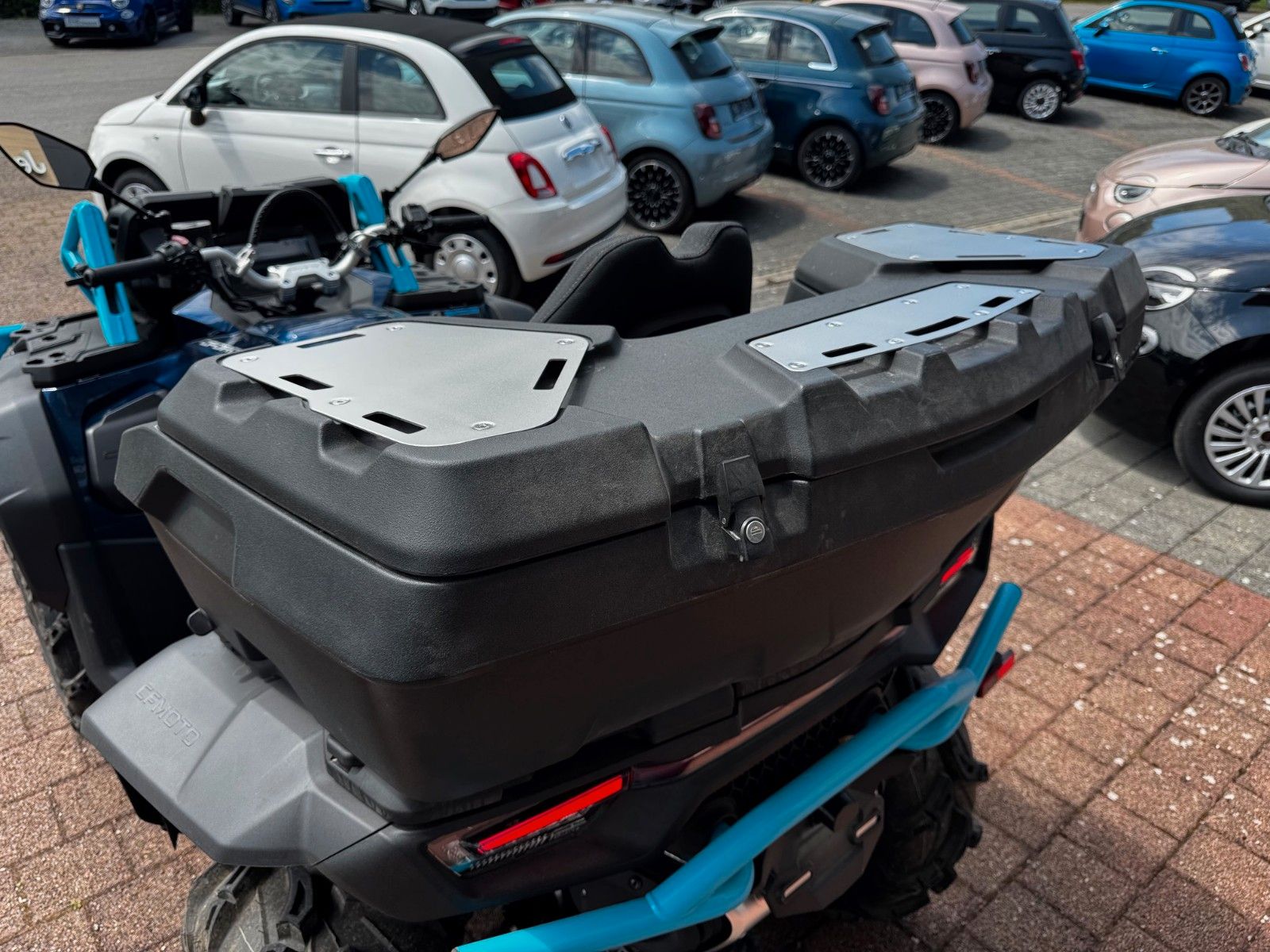 Fahrzeugabbildung CFMOTO CFORCE 1000 TOURING PRO MUD Version - T3b ABS