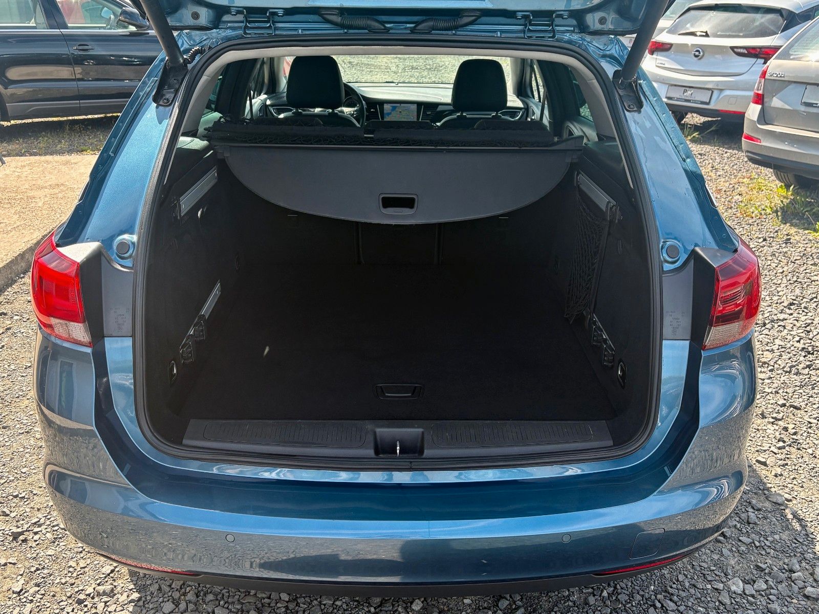 Fahrzeugabbildung Opel Astra K Sports Tourer 1.4 Aut. Navi LED Kamera