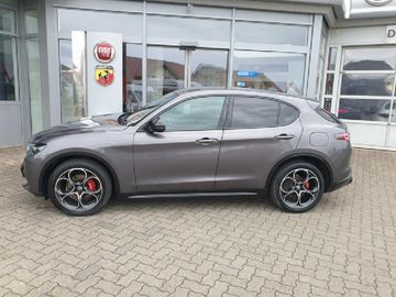 Alfa-Romeo Stelvio - 4