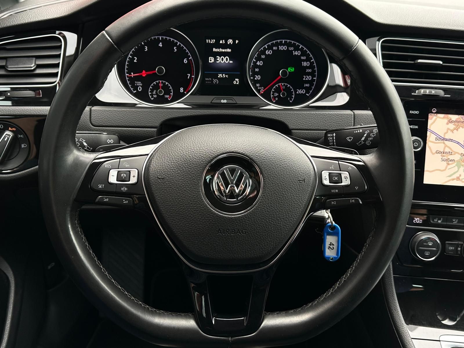 VW Golf Variant 1.5TSI HIGHLINE* LED#SHZ#LH#PDC#NAV - Image 11