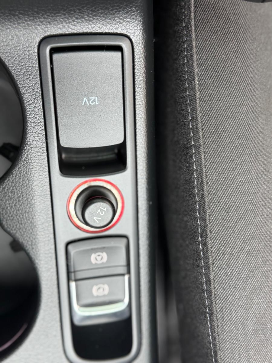 Audi Q3 2.0 TDI quattro/Xenon/Navi/BT/SHZ/PANO