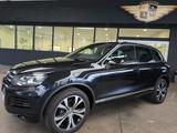 Volkswagen Touareg 3.0 V6 TDI BMT Luft/Kamera/NAVI/AHK/20"R - Volkswagen: V6 TDI