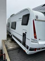 Dethleffs Nomad 560 FMK Snow - Dethleffs Heckgarage Wohnwagen