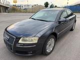 Audi A8 4.2 FSI tiptronic quattro - Audi A8 aus 2005: 4.2