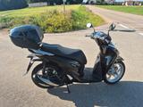 Honda Verkaufe top gepflegte Honda SH125i mit wenig km - HONDA SH 125