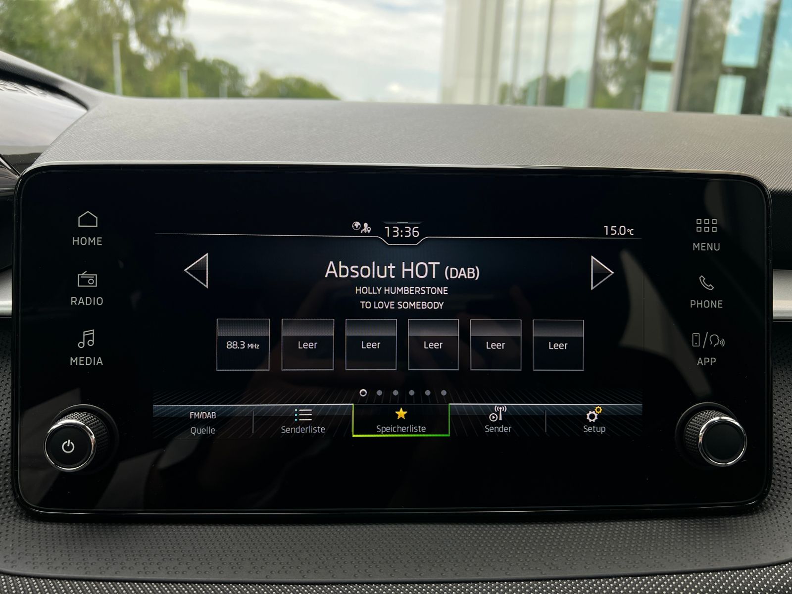 Fahrzeugabbildung SKODA Fabia  Selection 1.0 MPI *Climatronic, LED, Einp