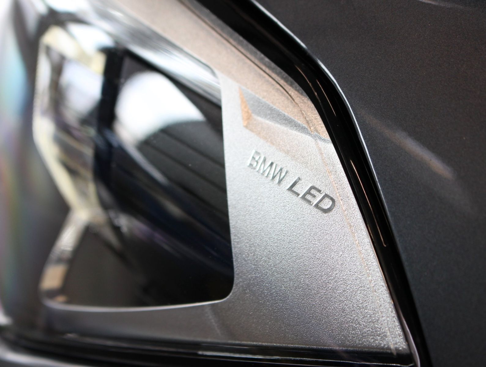 Fahrzeugabbildung BMW X1 xDrive20i M Sport *1.Hand*HUD*Kamera
