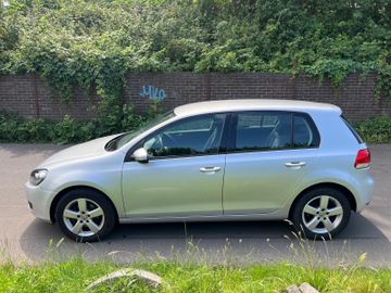 Volkswagen Golf - 3