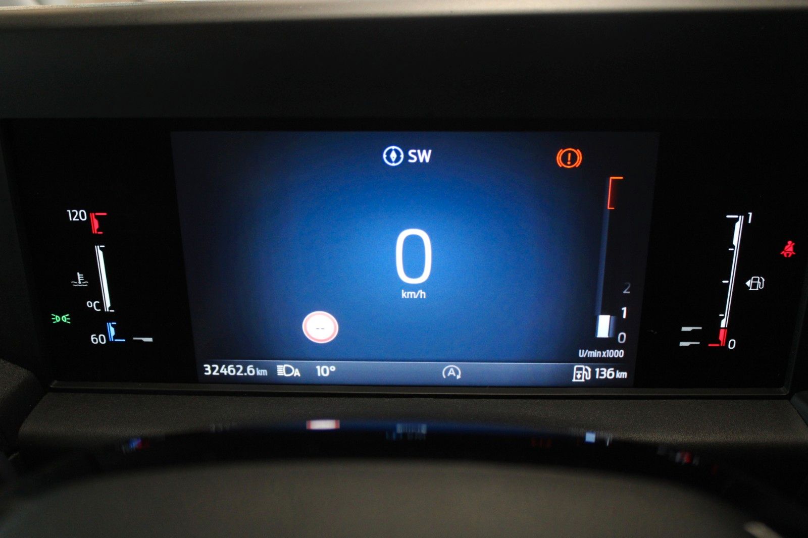 Fahrzeugabbildung Ford Transit Custom L1 TREND LED NAVI CAM ACC SHZ uvm