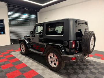 Jeep Wrangler - 4