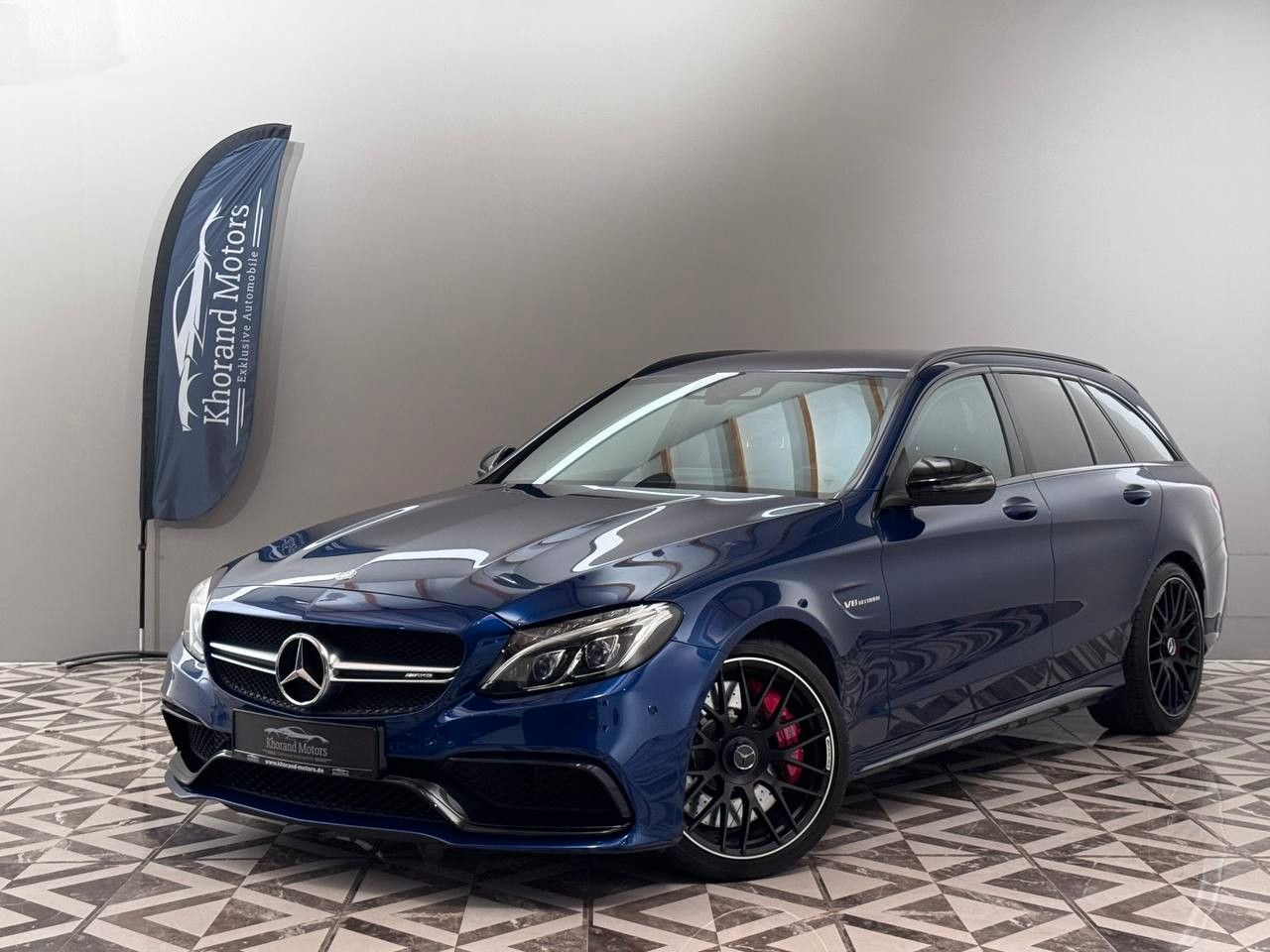 MERCEDES-BENZ C 63 AMG