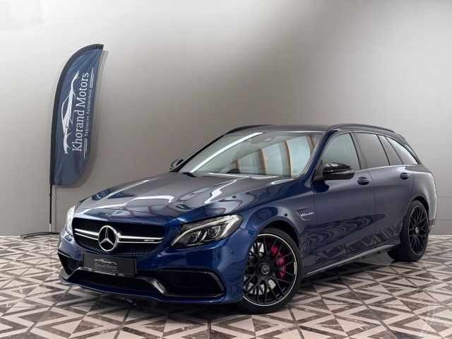 MERCEDES-BENZ C 63 AMG
