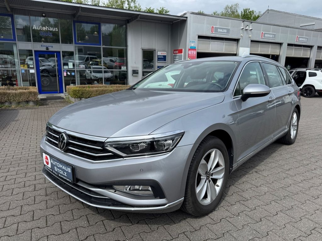 Volkswagen Passat — hlavná fotografia