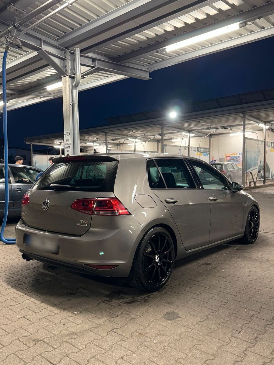 VW Golf
