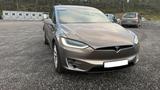 Tesla Model X 90D - - Tesla Model X mit Schiebedach