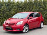 Toyota Verso 1.8 Travel*NAVI*AHK*KLIMAAUT*CAMERA - gebrauchte Toyota Verso aus dem Jahr 2012