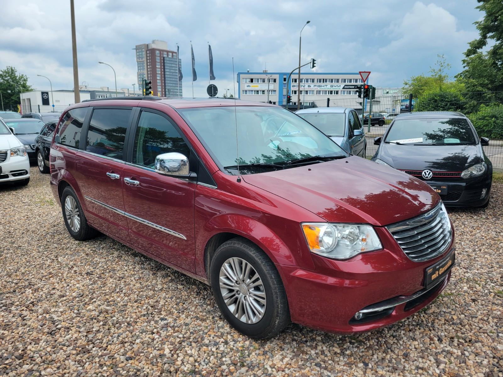 Chrysler Town&Country 3.6 LPG BRC LederKamera Schiebedach