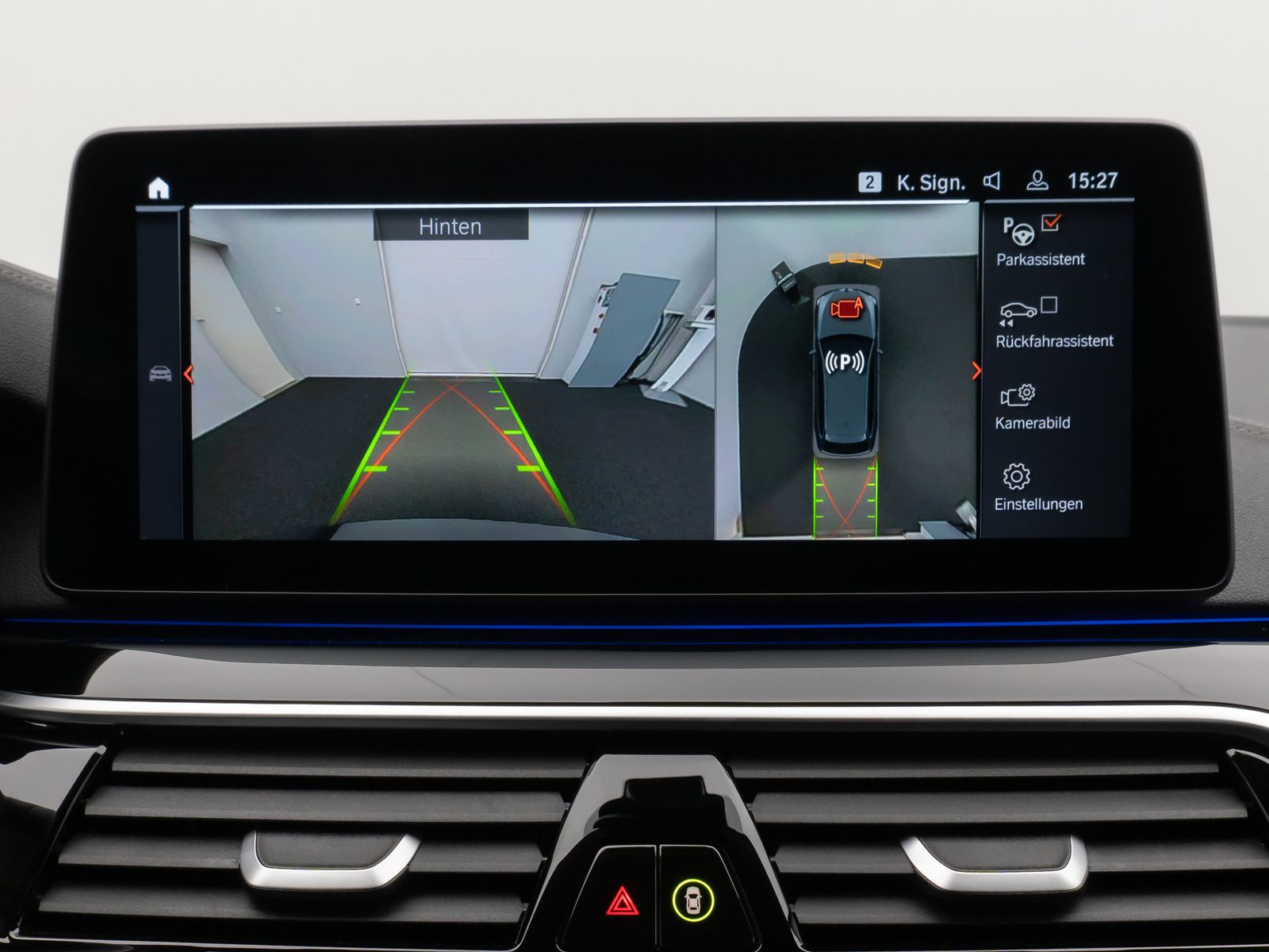 Fahrzeugabbildung BMW 520d xD Luxury Line 360°Laser HUD DAB AHK Sport