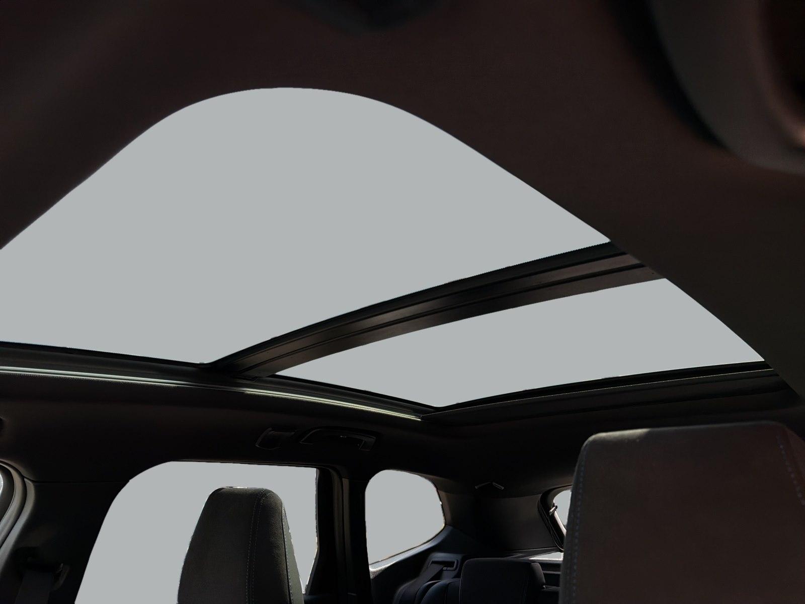 BMW X1 sDrive18i M Sportpaket | AHK PANO RFK HIFI BT