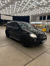 Mercedes-Benz MERCEDES BENZ ML 63 AMG BLACK EDITION Taus... - gebrauchte Mercedes-Benz ML 63 AMG aus dem Jahr 2007