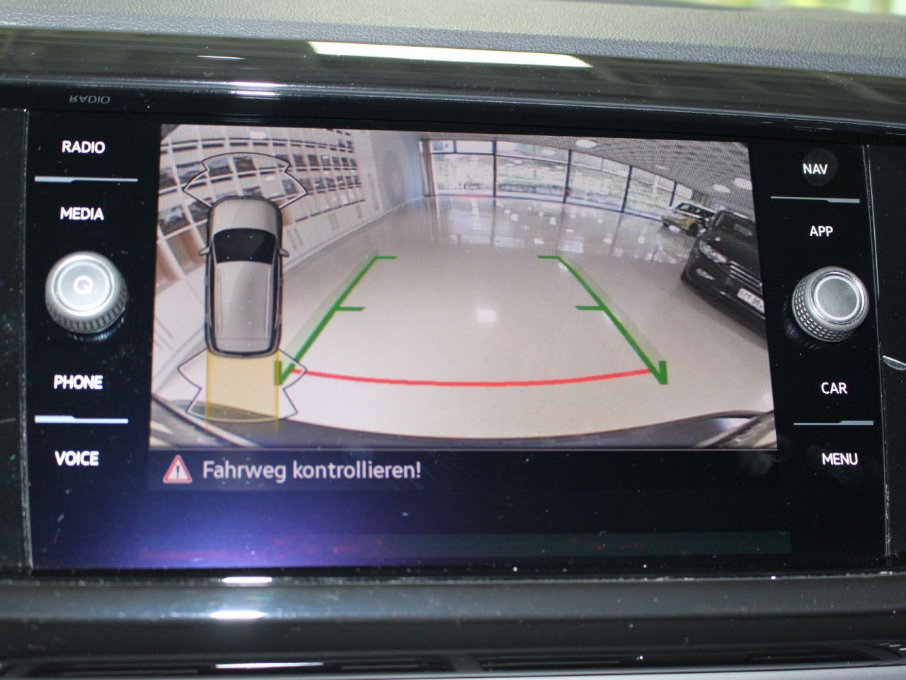 Fahrzeugabbildung Volkswagen T-Cross 1.0 TSI OPF Style DSG ACC/Virtual