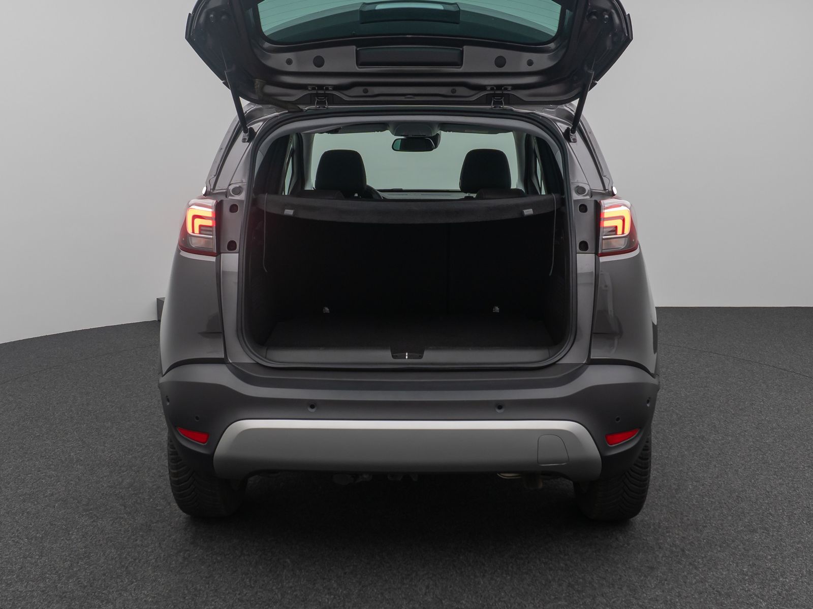 Fahrzeugabbildung Opel Crossland Innovation Kamera Navi L-hzg LED AHK
