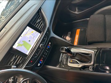 MYAUTOCENTER – Gebraucht- und Jahreswagen mit Werkstattservice in Pfaffenhofen Opel Insignia *KEYLESS*TEM*AHK*LKHZ*NAV*KLIMAAUTOM*