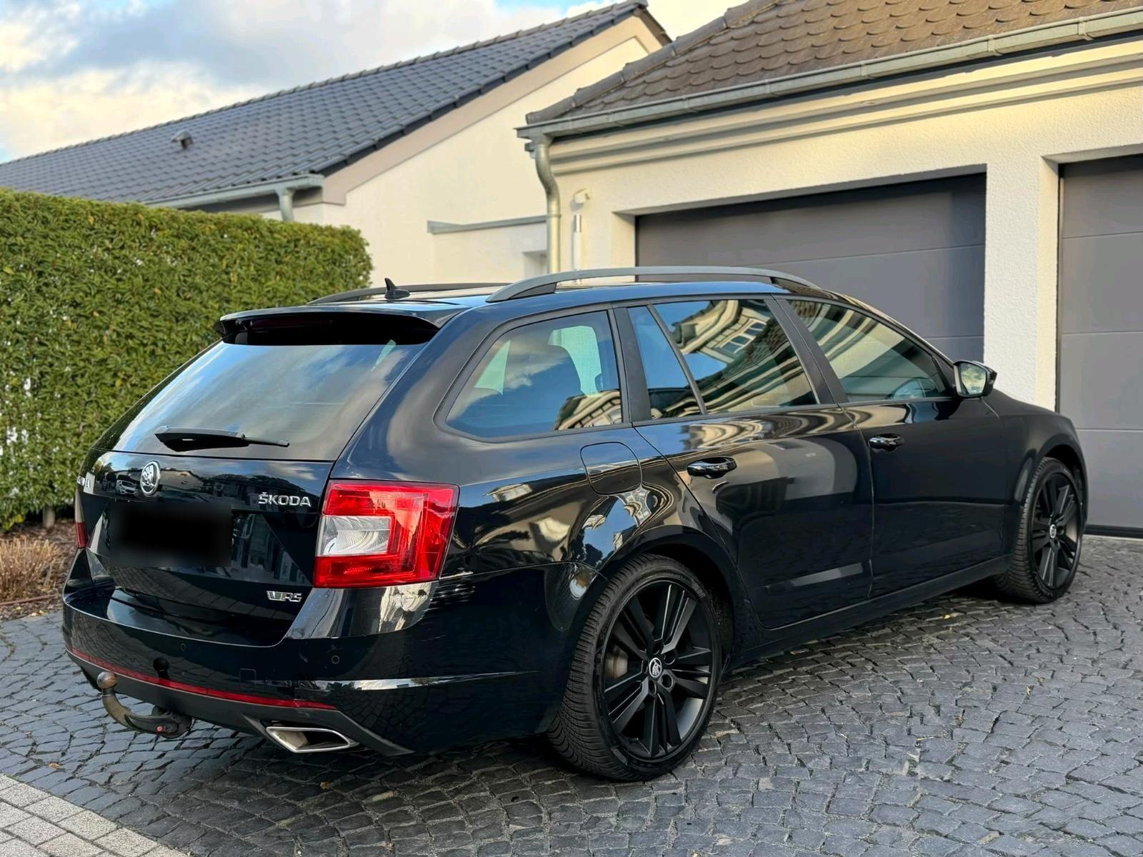 Skoda Octavia 2014 — engine 184 HP (135kW)