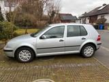 Volkswagen Golf IV 4 1,6 L - Volkswagen Golf aus 2001: Iv