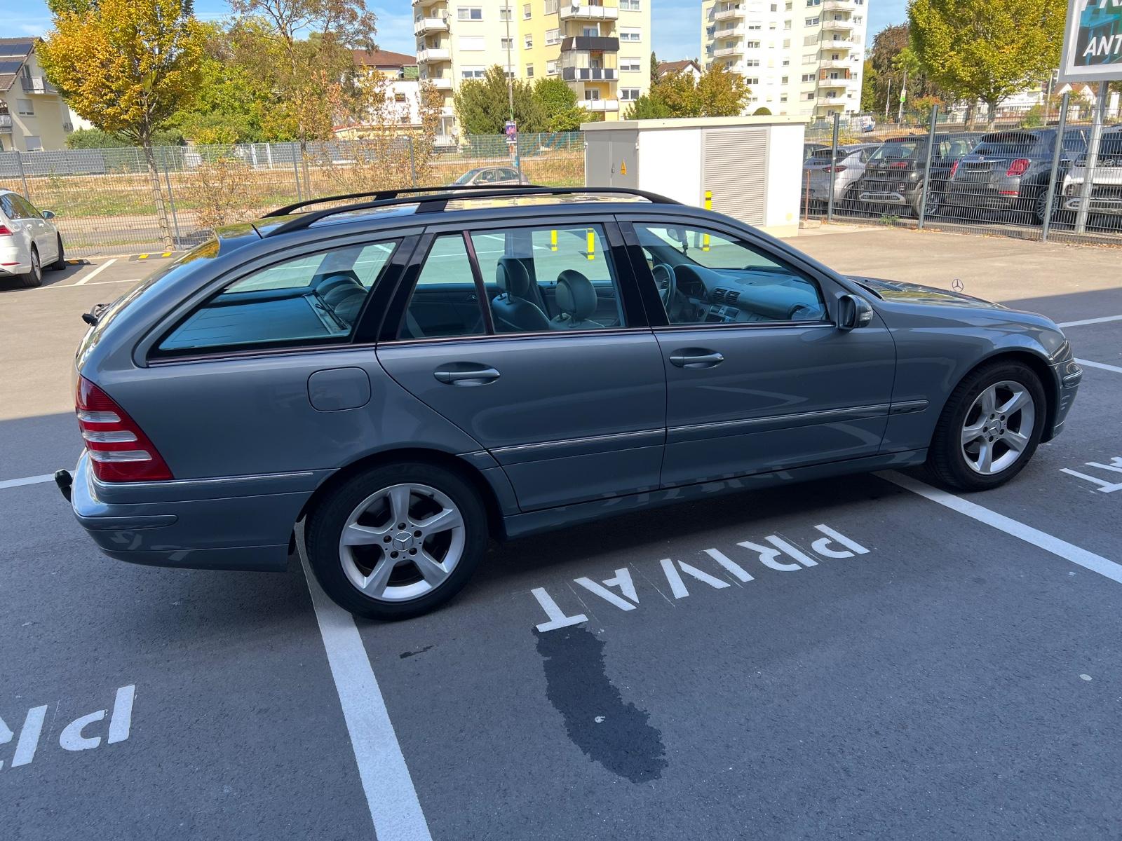 Mercedes-Benz C200 2004 — photo 6