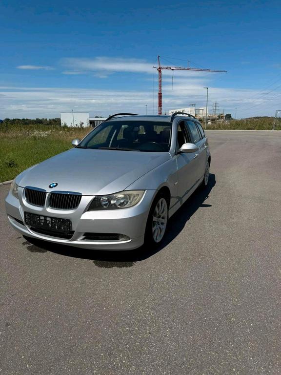 BMW 325