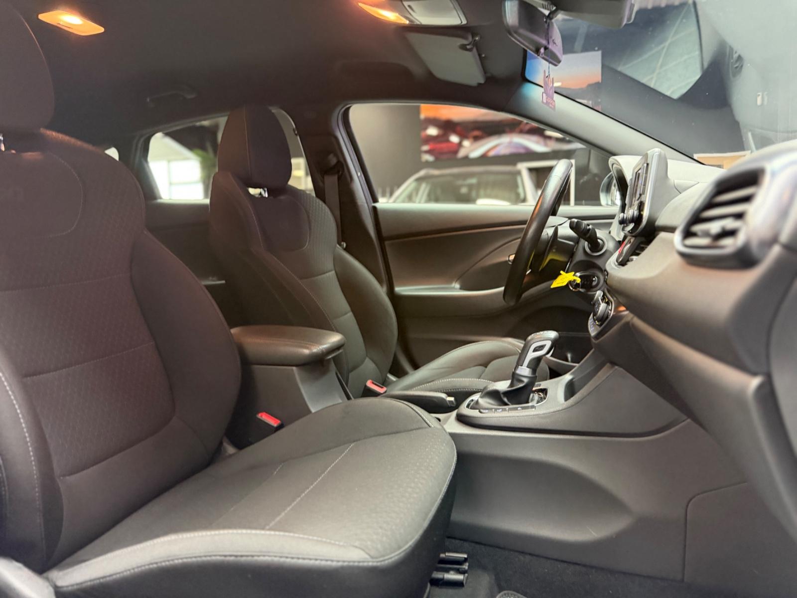 Hyundai i30 Fastback N Line/BT/LED/Sport/SHZ/1.Hand