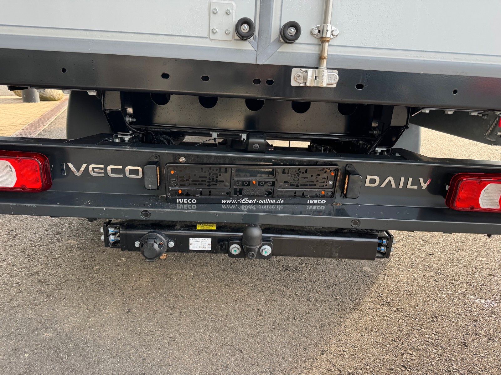 Fahrzeugabbildung Iveco Daily 35S14 A8 *R4.100mm*Automatik*Kamera*