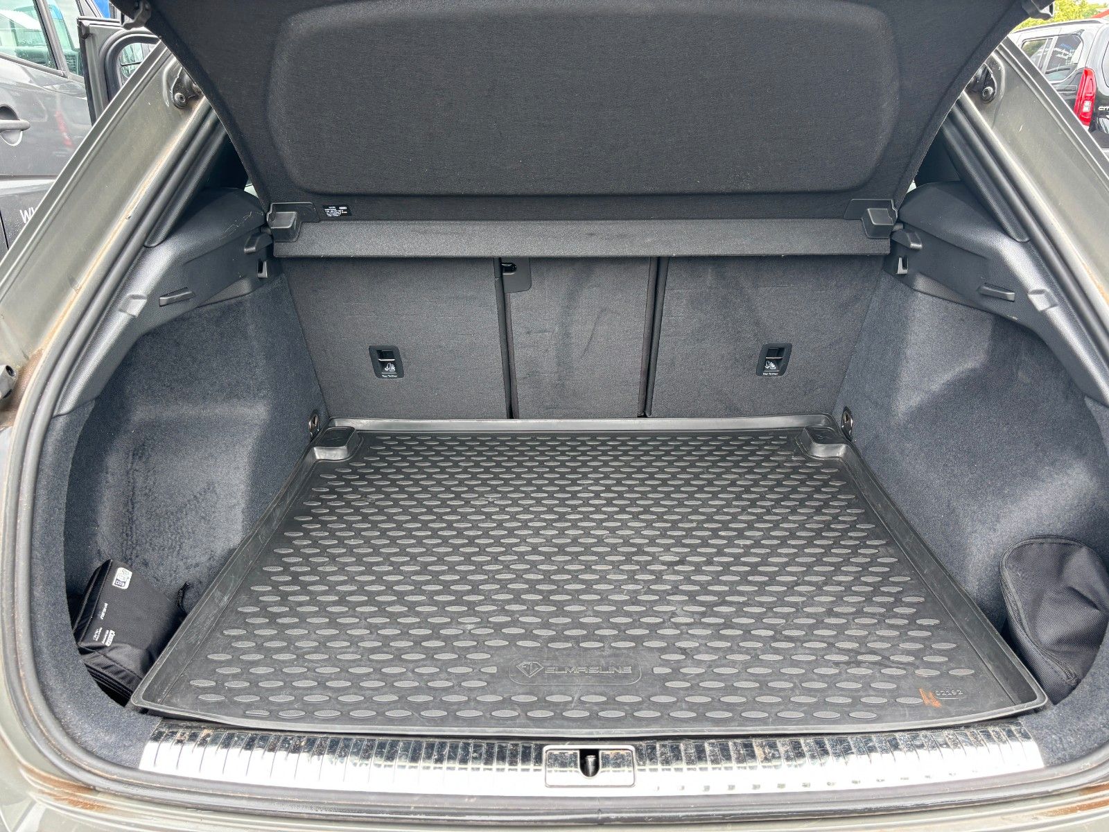 Audi Q3 40 TFSI quattro S line AHK foto 15