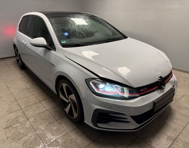 Volkswagen Golf VII*Limo*GTI*Performance*Virtual*Pano*Leder