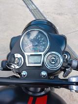 Royal Enfield Classic 350 - ROYAL ENFIELD CLASSIC 350