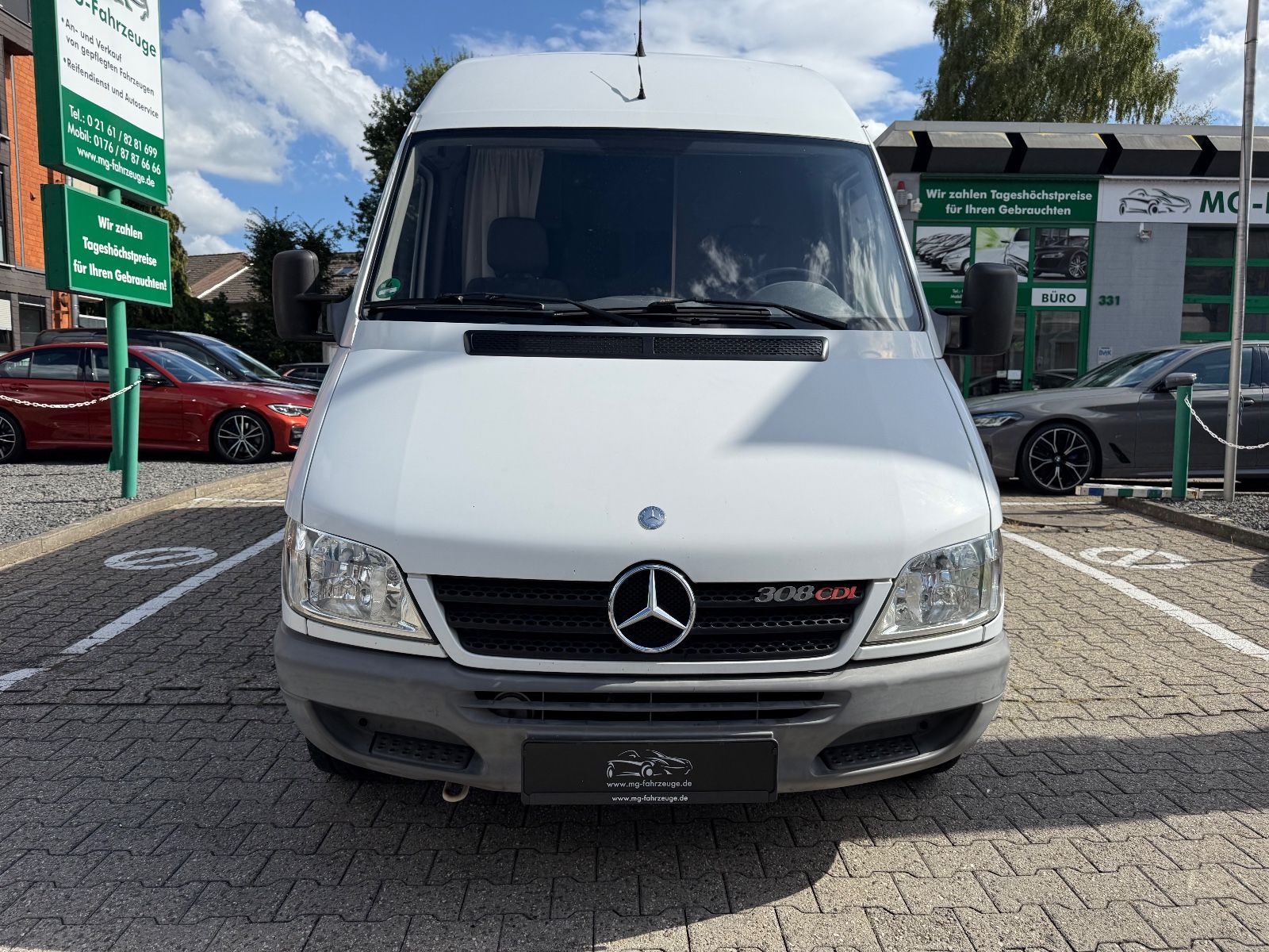 Fahrzeugabbildung Mercedes-Benz Sprinter Camper AHK Nur 74.900 KM