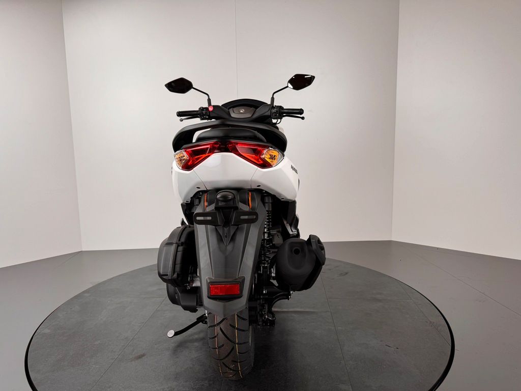 Fahrzeugabbildung Yamaha N-MAX 125 *AKTIONSPREIS *ab 49,- € mtl.