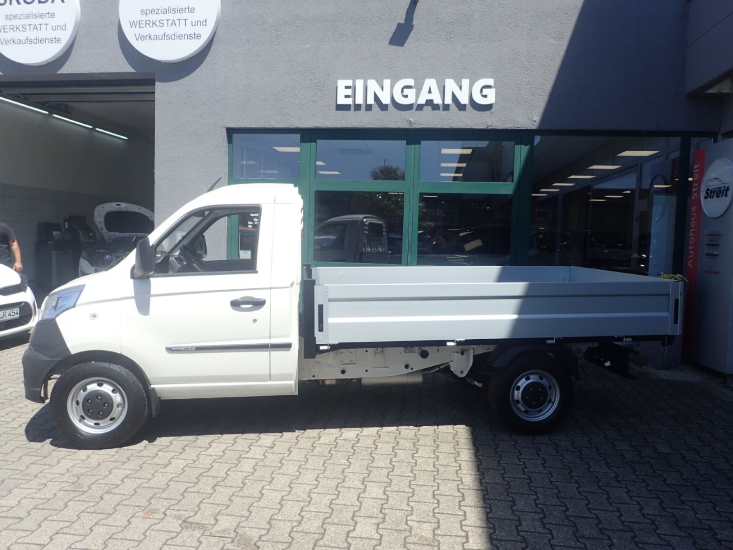 Fahrzeugabbildung Piaggio Porter NP6 Singlewheel Pick-up 2,8m Ladefläche L