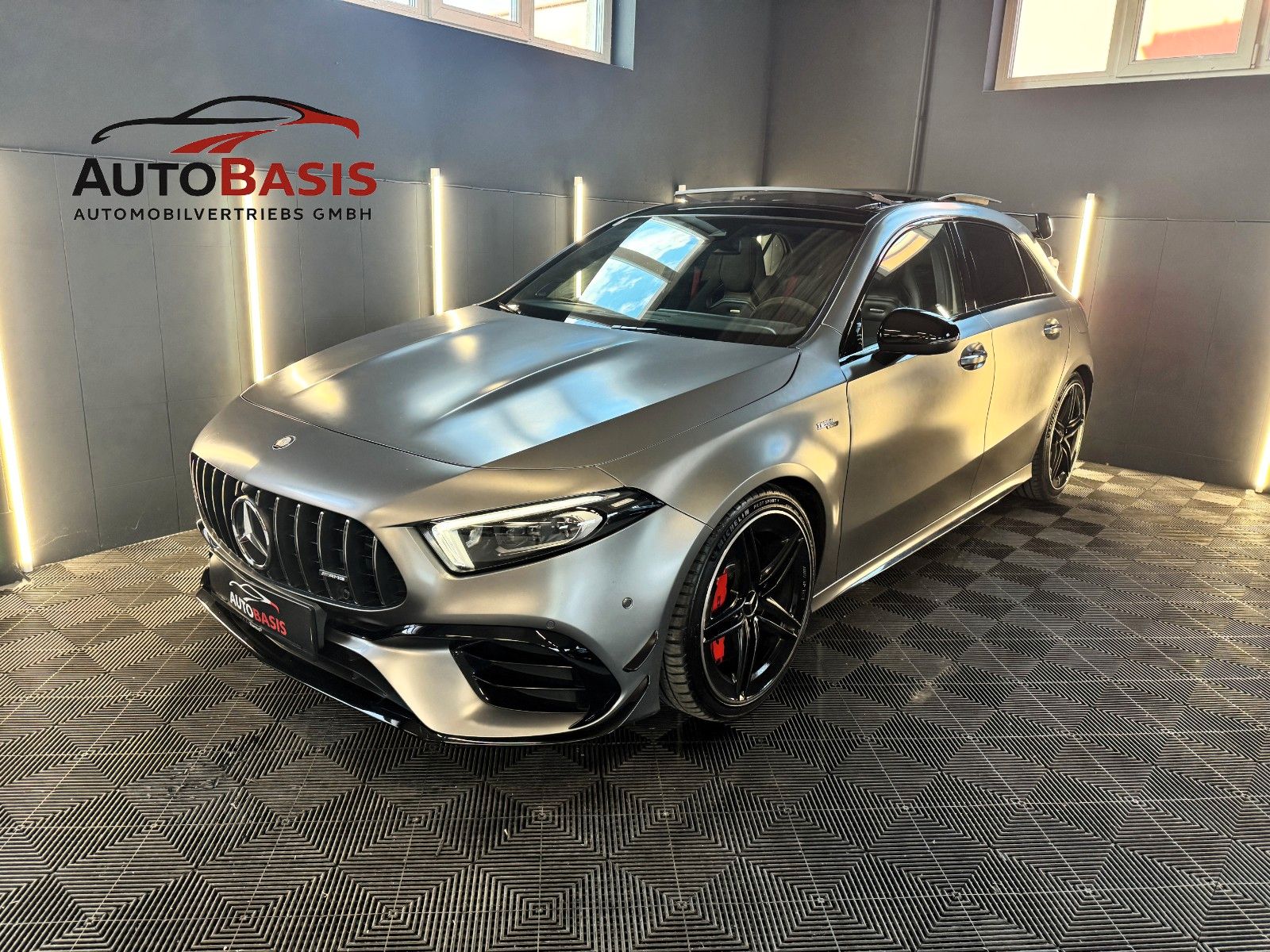 Mercedes-Benz A 45 s AMG 4Matic+ 1.Hand/Magno/Aero/Schale/Pano