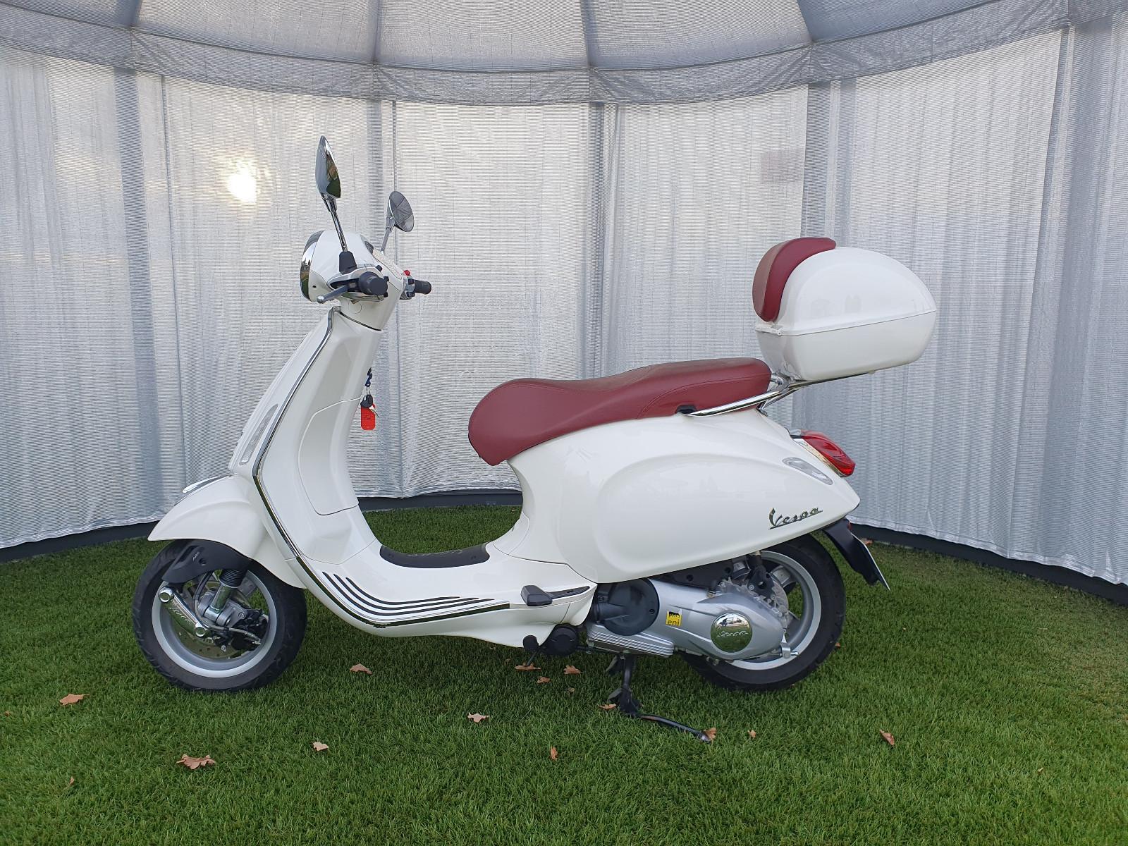 Vespa Primavera 125