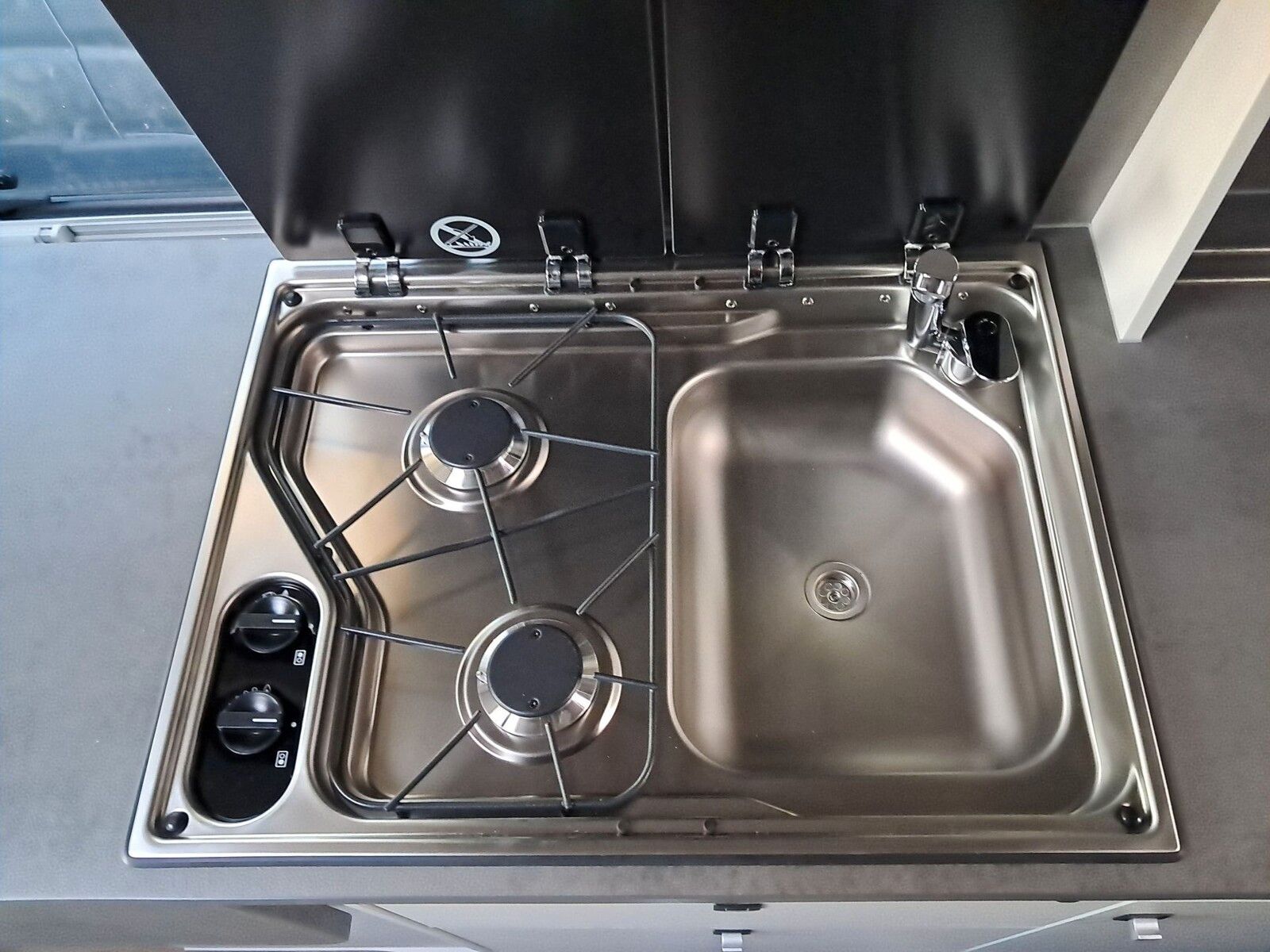 Fahrzeugabbildung Pössl Summit Shine 600 RS Plus Citroen 140 PS 25er Mod