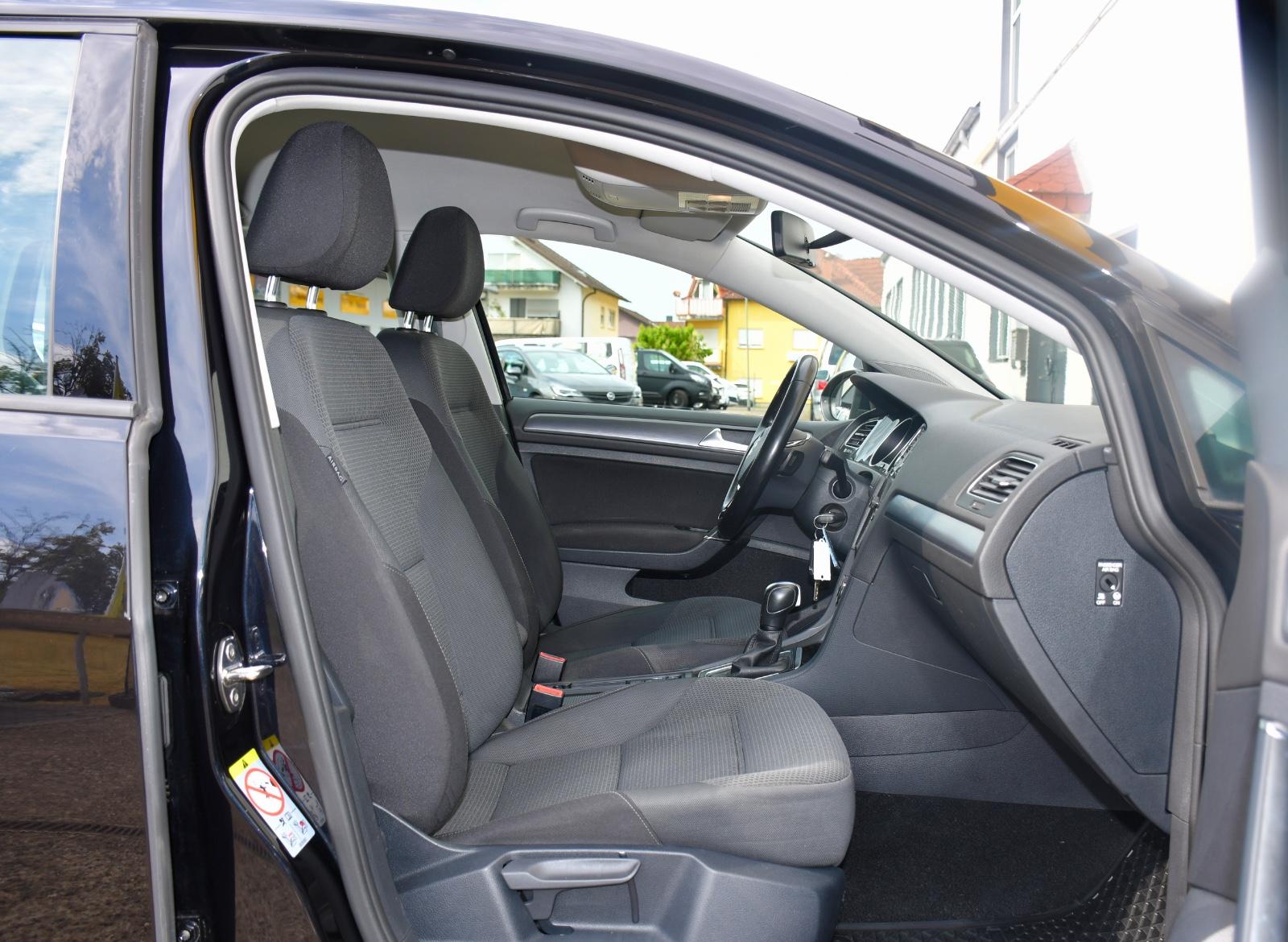 Volkswagen Golf VII Lim. Comfortline Navi PDC Sitzhz. Klima, миниатюра 19