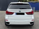 BMW X5 xDrive40d - - BMW X5: 4d