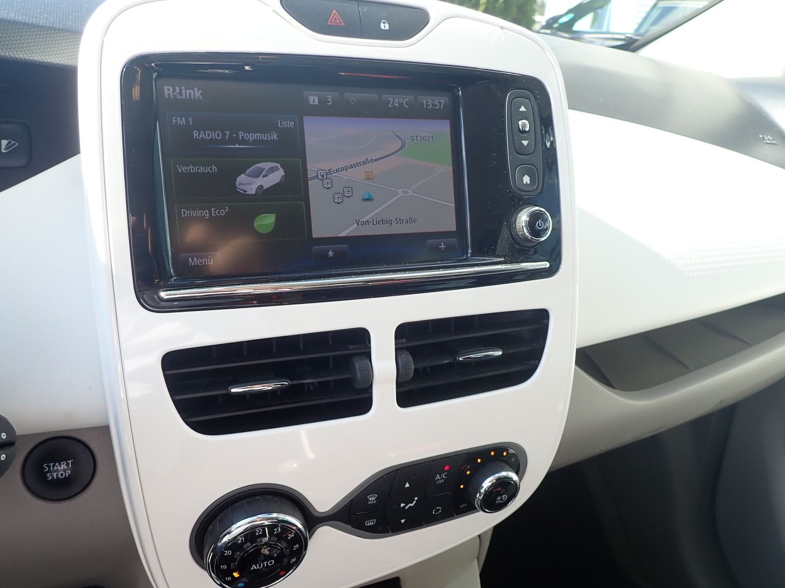 Fahrzeugabbildung Renault ZOE Life Z.E. 40