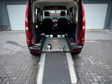 Renault Kangoo 1.6  'Behindertengerecht-Rampe' - Renault Gebrauchtwagen von 2012