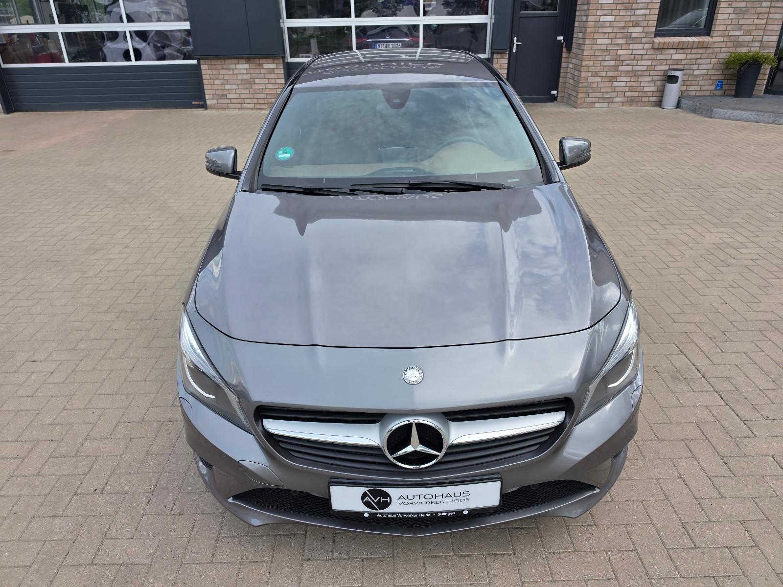 Mercedes-Benz CLA 220 4Matic AMG Line TÜV Neu/Scheckh./AHK