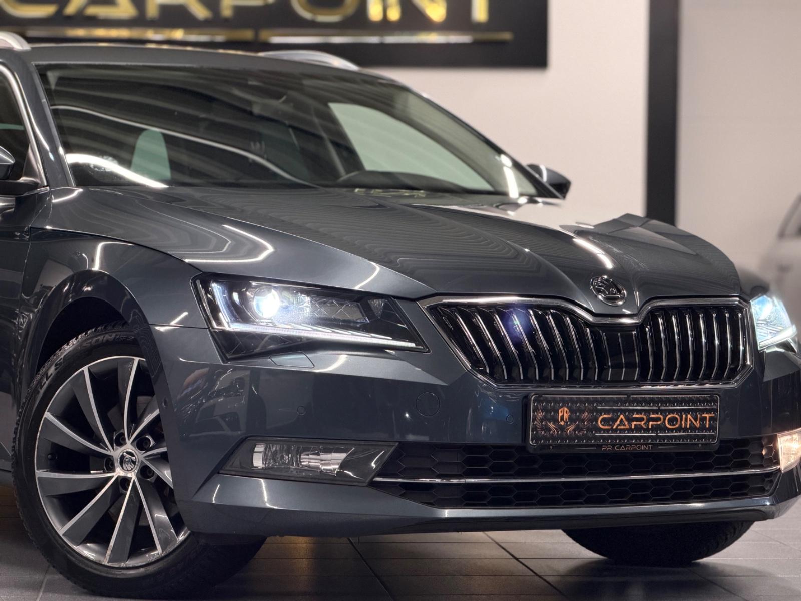 Skoda Superb Combi L&K //Bi-Xenon/Volleder/CarPlay/