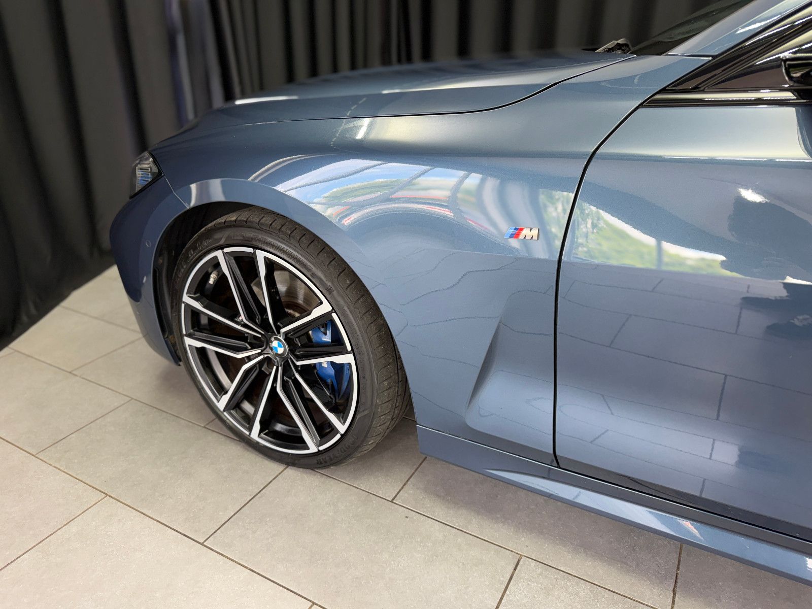 Fahrzeugabbildung BMW M440i xDrive Coupe|LASER|H&K|360°|M-Sitze|Gestik