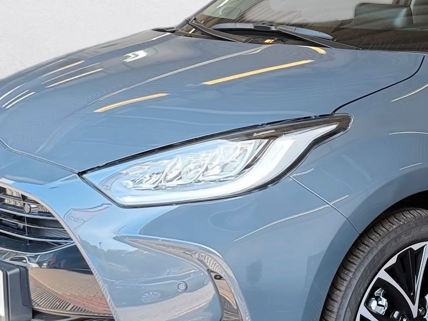 Fahrzeugabbildung Toyota Yaris Teamplayer 1.5-l-Hybrid Technikpaket